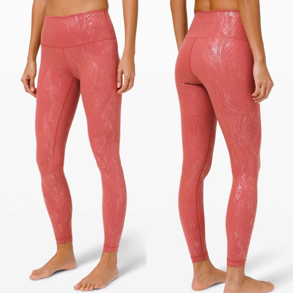 Lululemon Wunder Under High-Rise Tight 28" Shine
Acclimatize Soft Cranberry Pink